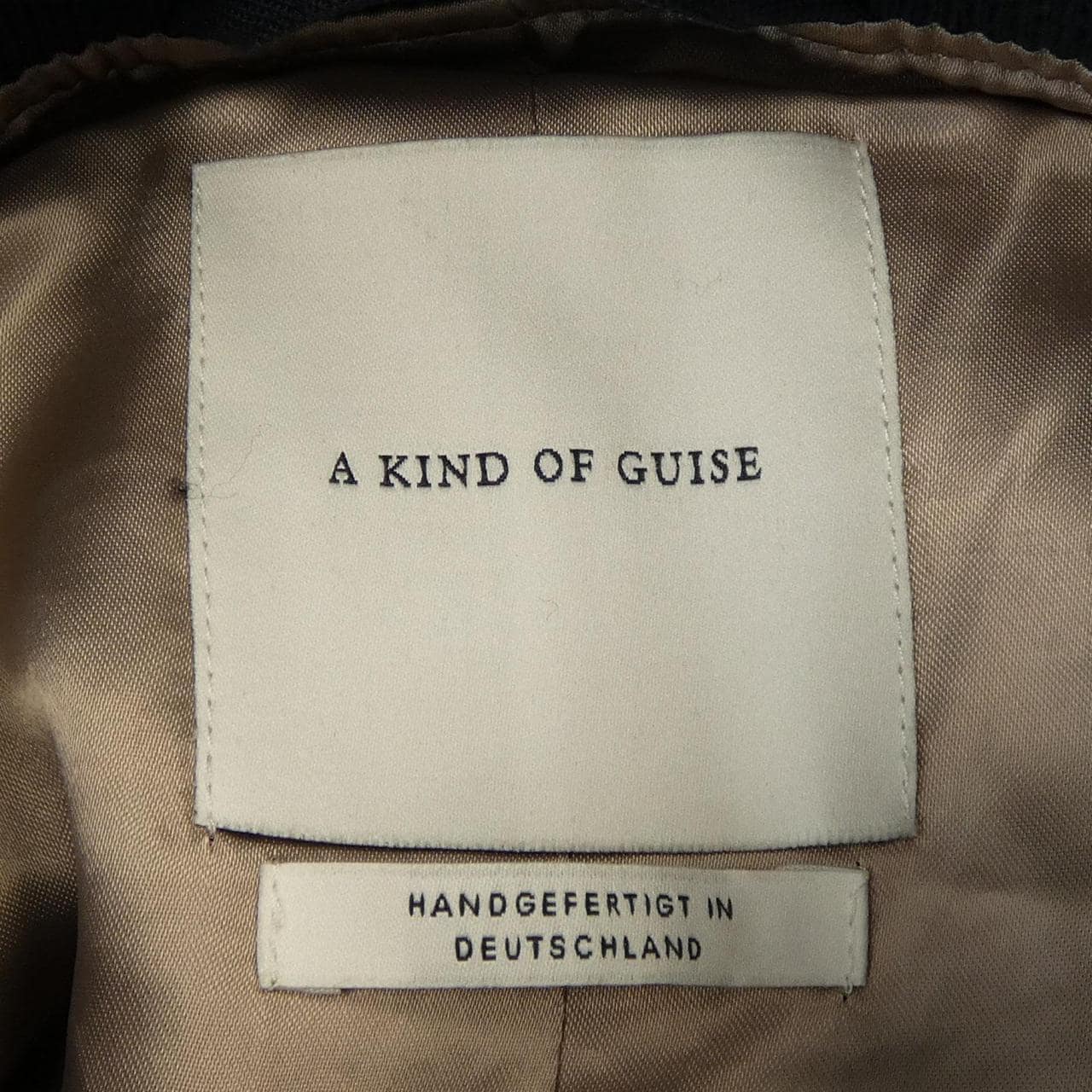 A KIND OF GUISE ブルゾン