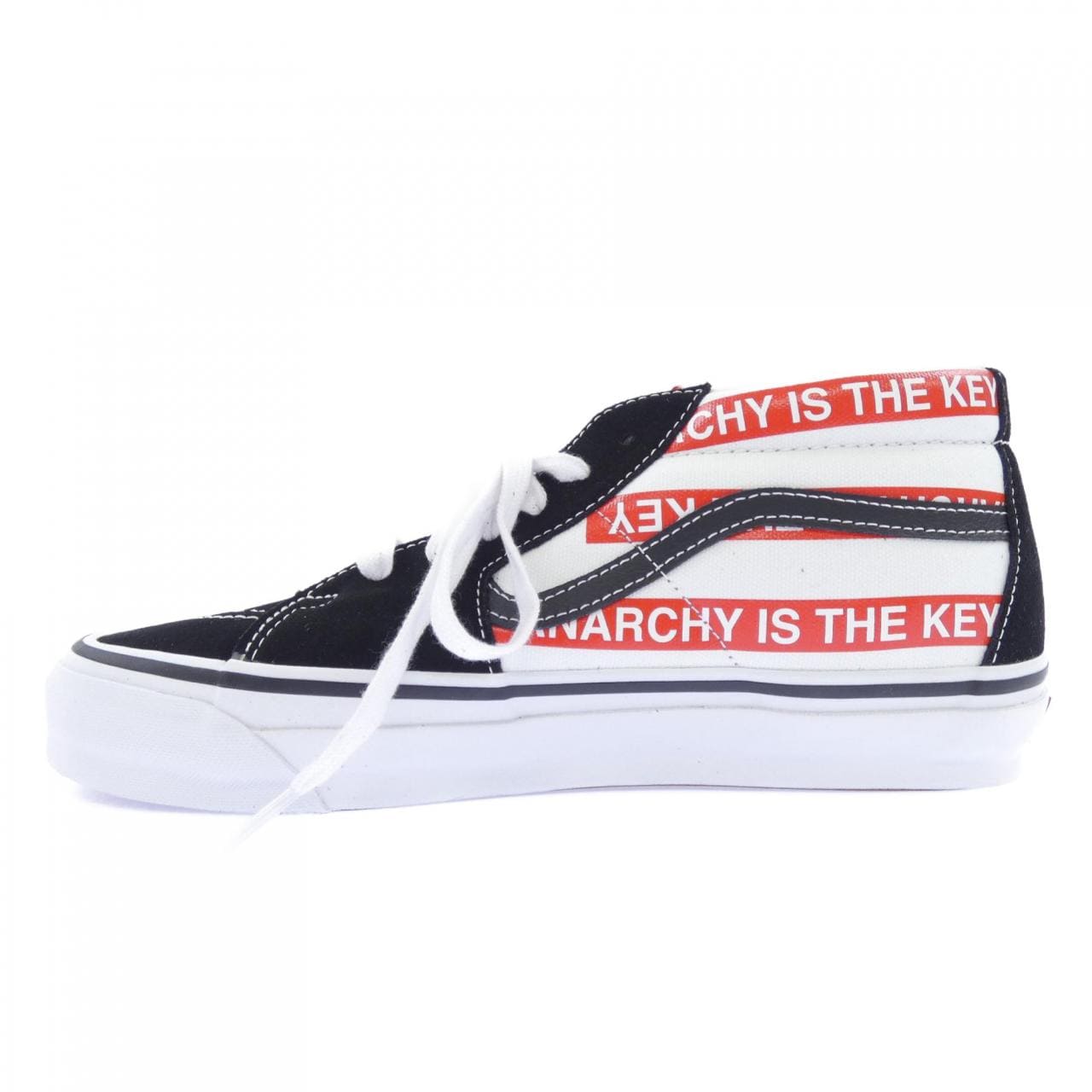 バンズ VANS VN000CXG458 スニーカー