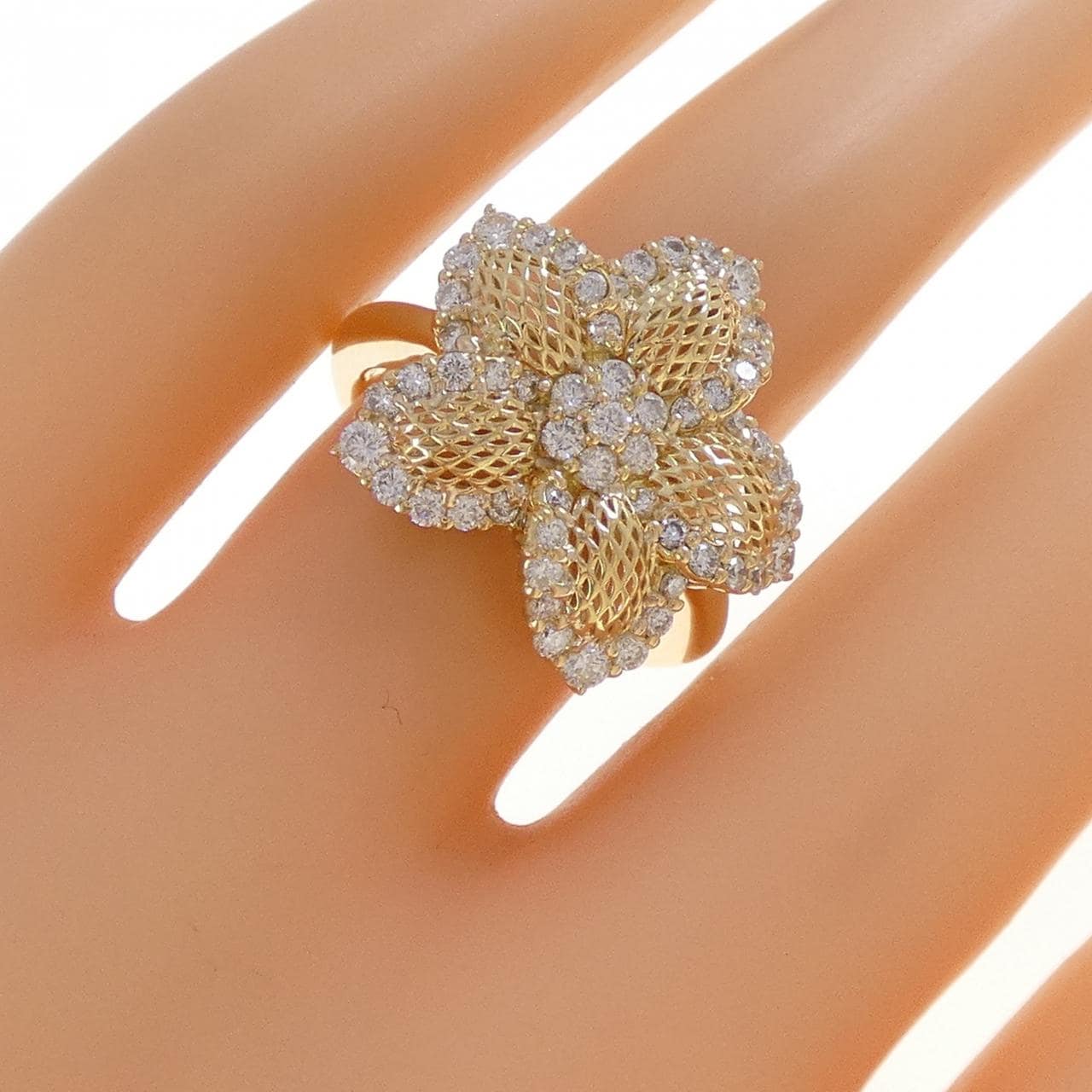 K18YG フラワー ダイヤモンド リング 0.84CT