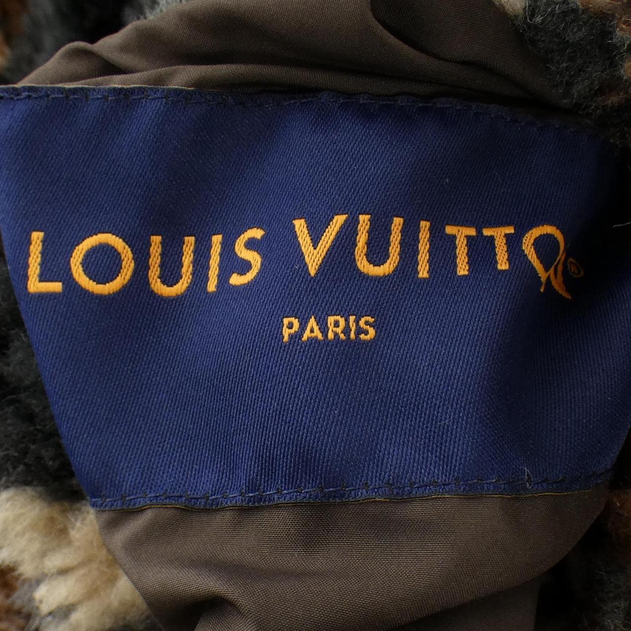 LOUIS VUITTON Vuitton 雙面抓絨外套 HTY62WXMC