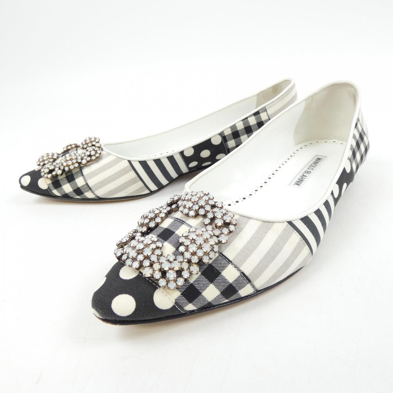 マノロブラニク MANOLO BLAHNIK フラットシューズ
