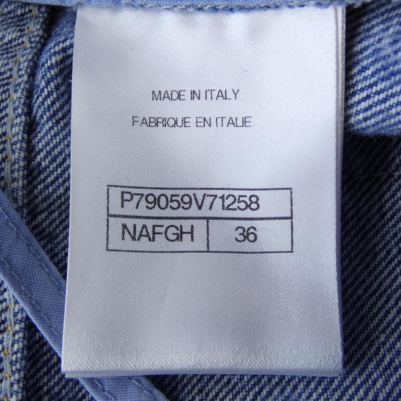 CHANEL CHANEL LOOK44 P79059V71258 25P Jeans