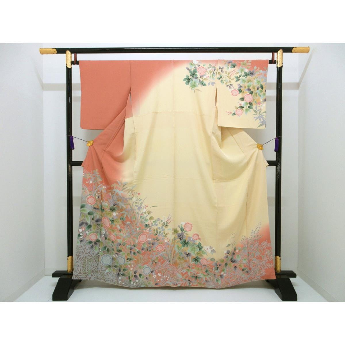 Homongi, Yuzen gold color processing, blur dyeing