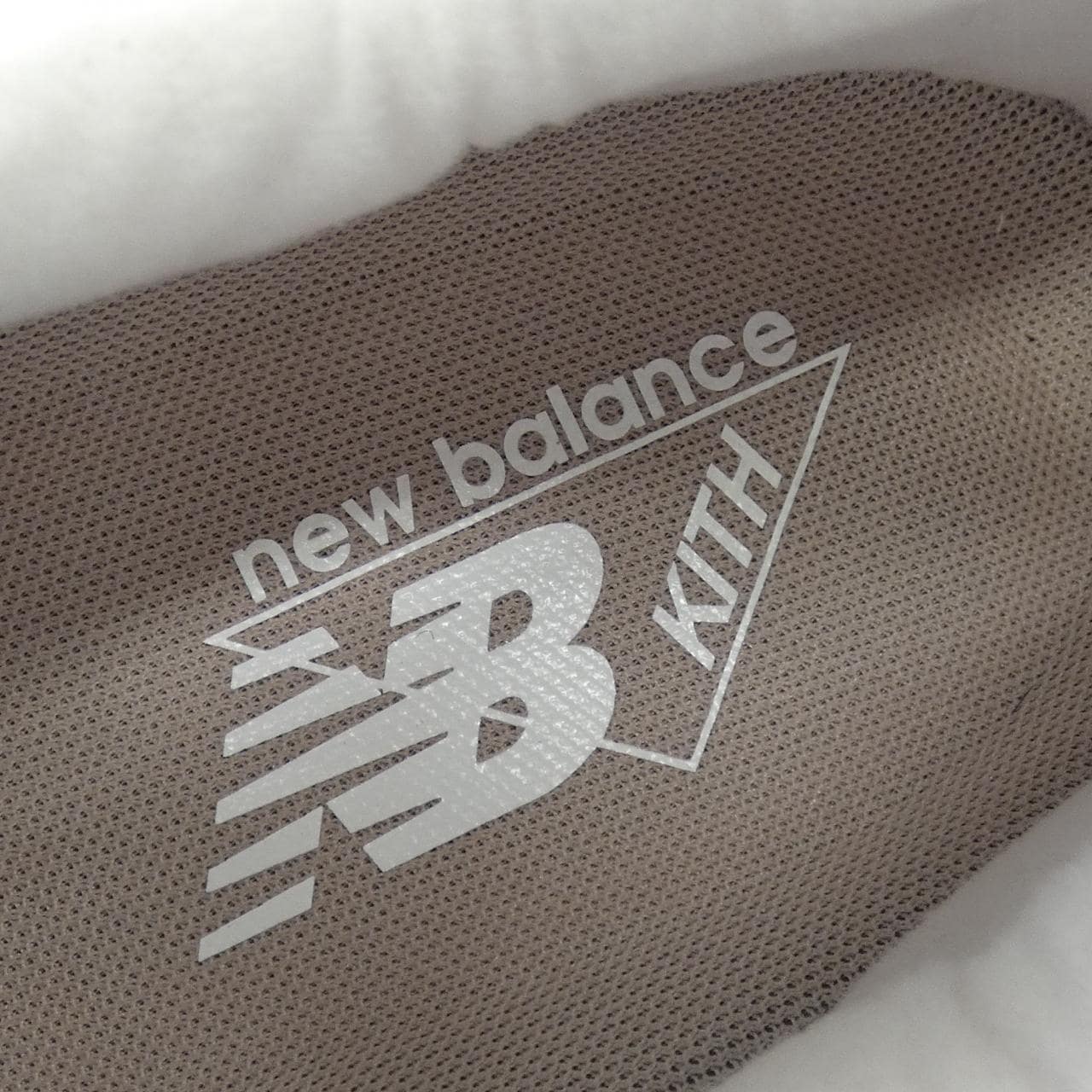 ニューバランス NEW BALANCE U992KT スニーカー