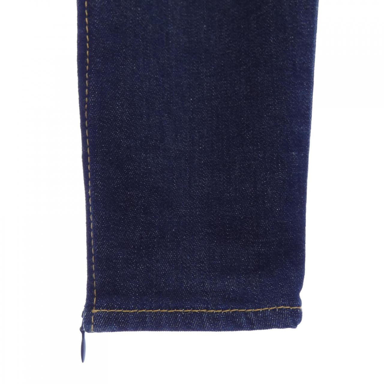 ディースクエアード DSQUARED2 S75LB0106　S30595 ジーンズ