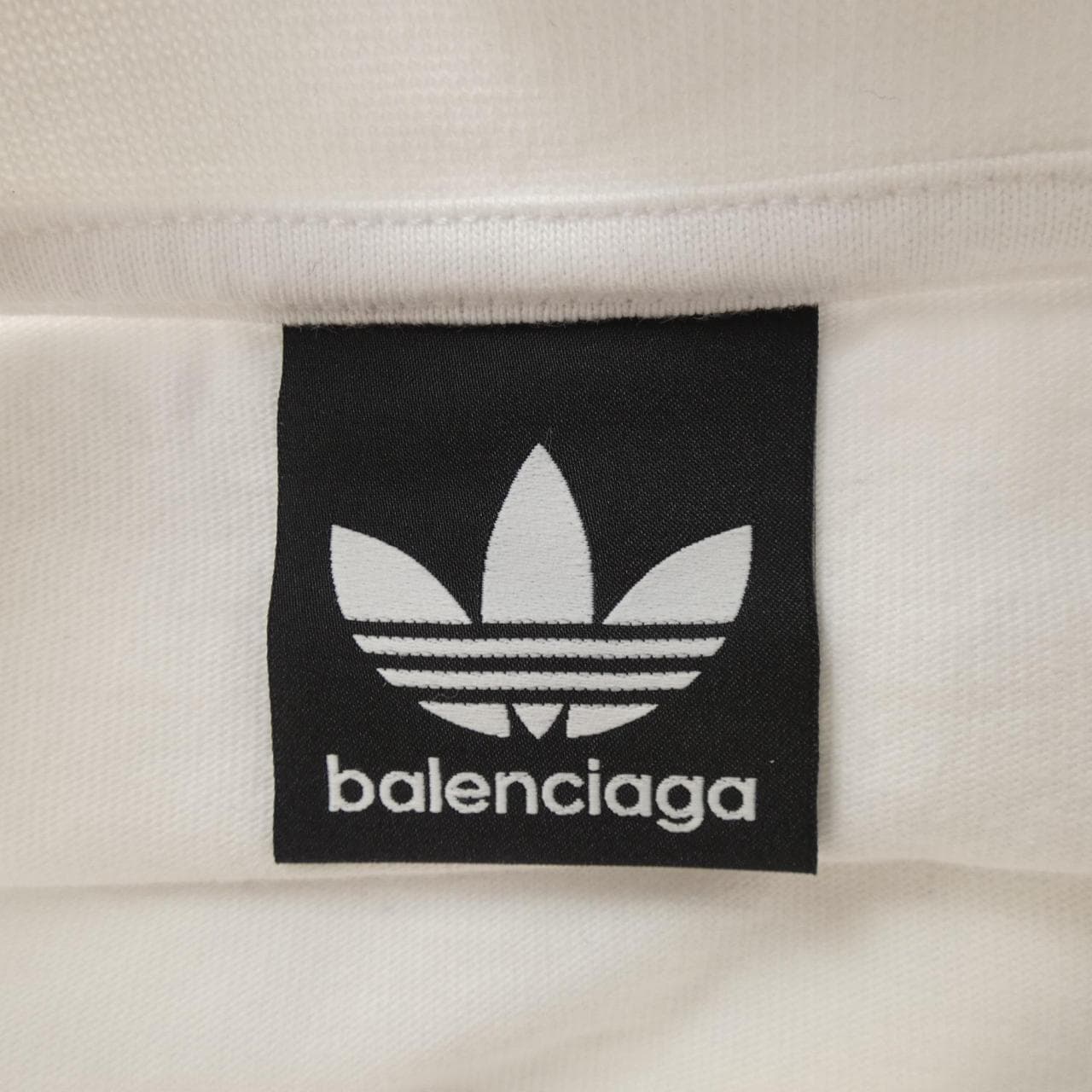 バレンシアガ BALENCIAGA Tシャツ