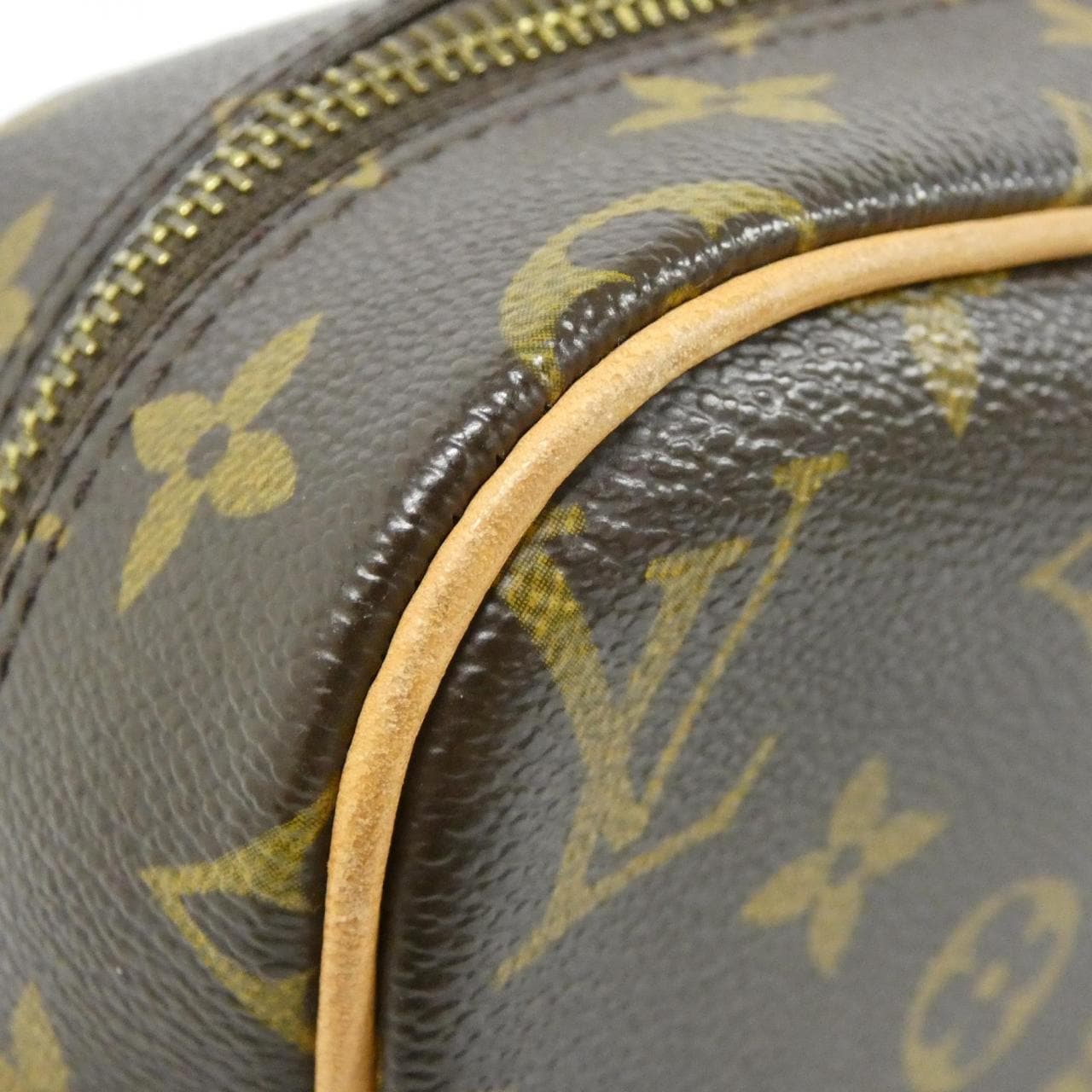 ルイヴィトン モノグラム ナイル M45244 ショルダーバッグ