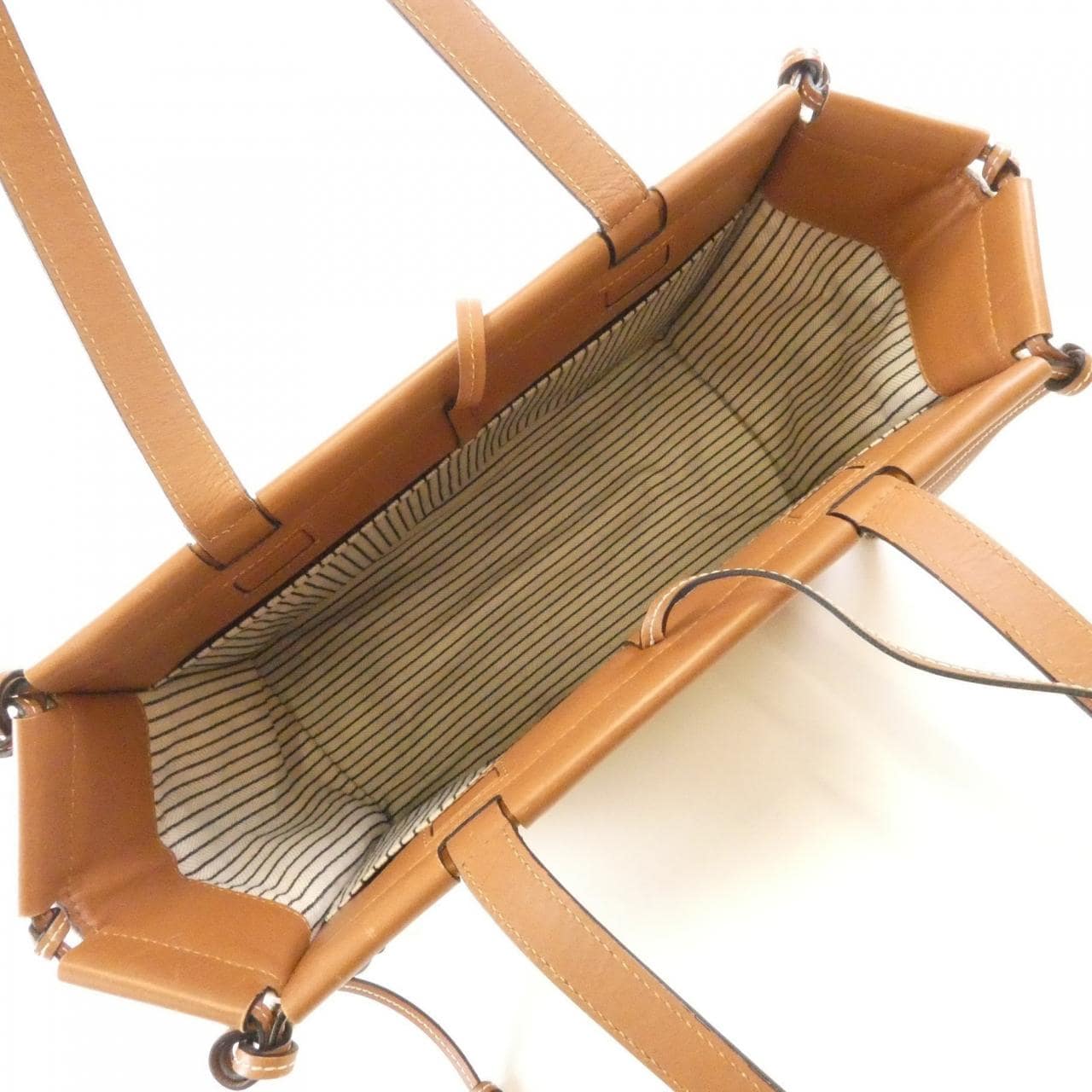 LOEVE靠墊手提包330 02AB90包