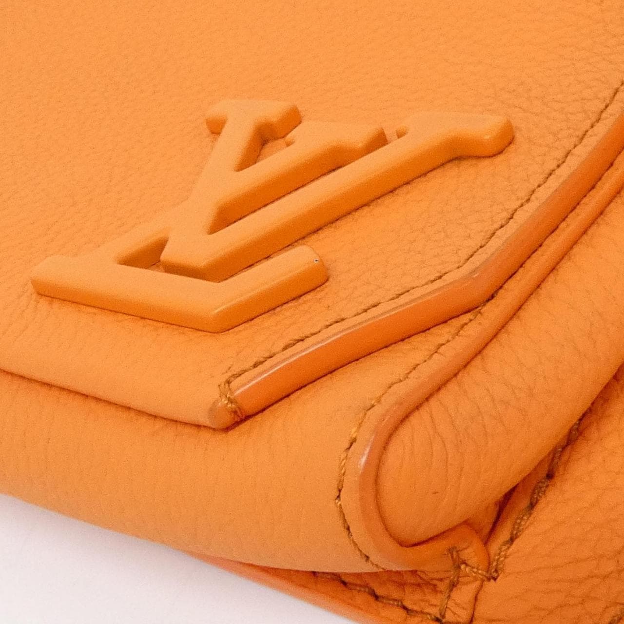 LOUIS VUITTON LV Aerogram Takeoff Off Sling M21419 肩背包