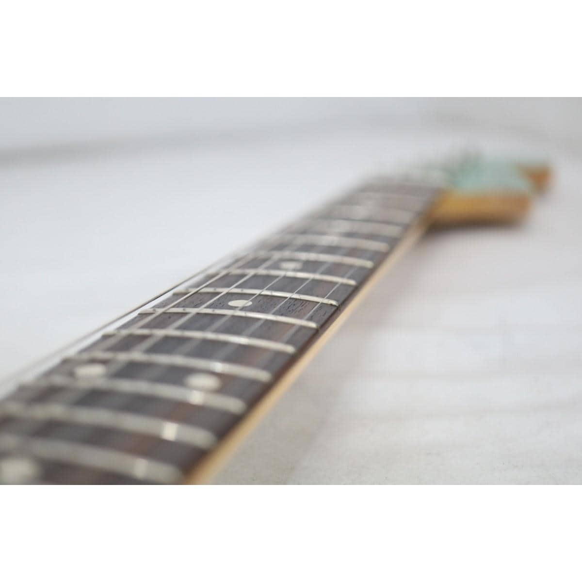 ＦＥＮＤＥＲ　ＣＵＳＴＯＭ　ＳＨＯＰ　　６２　ＪＡＧＵＡＲ　ＮＯＳ