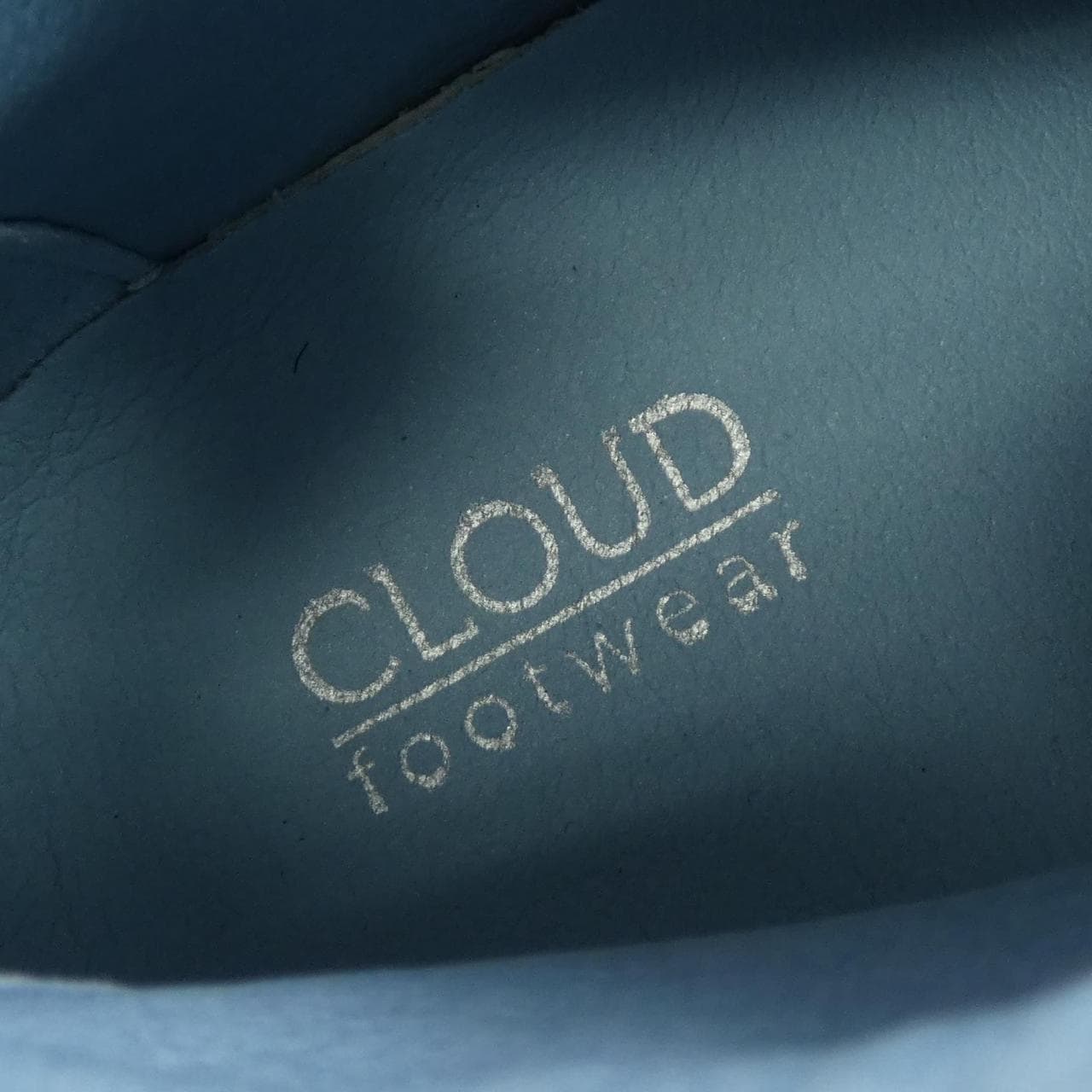 CLOUD スニーカー