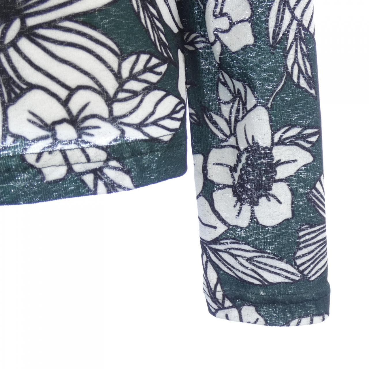 クリスチャンワイナンツ christian wijnants トップス