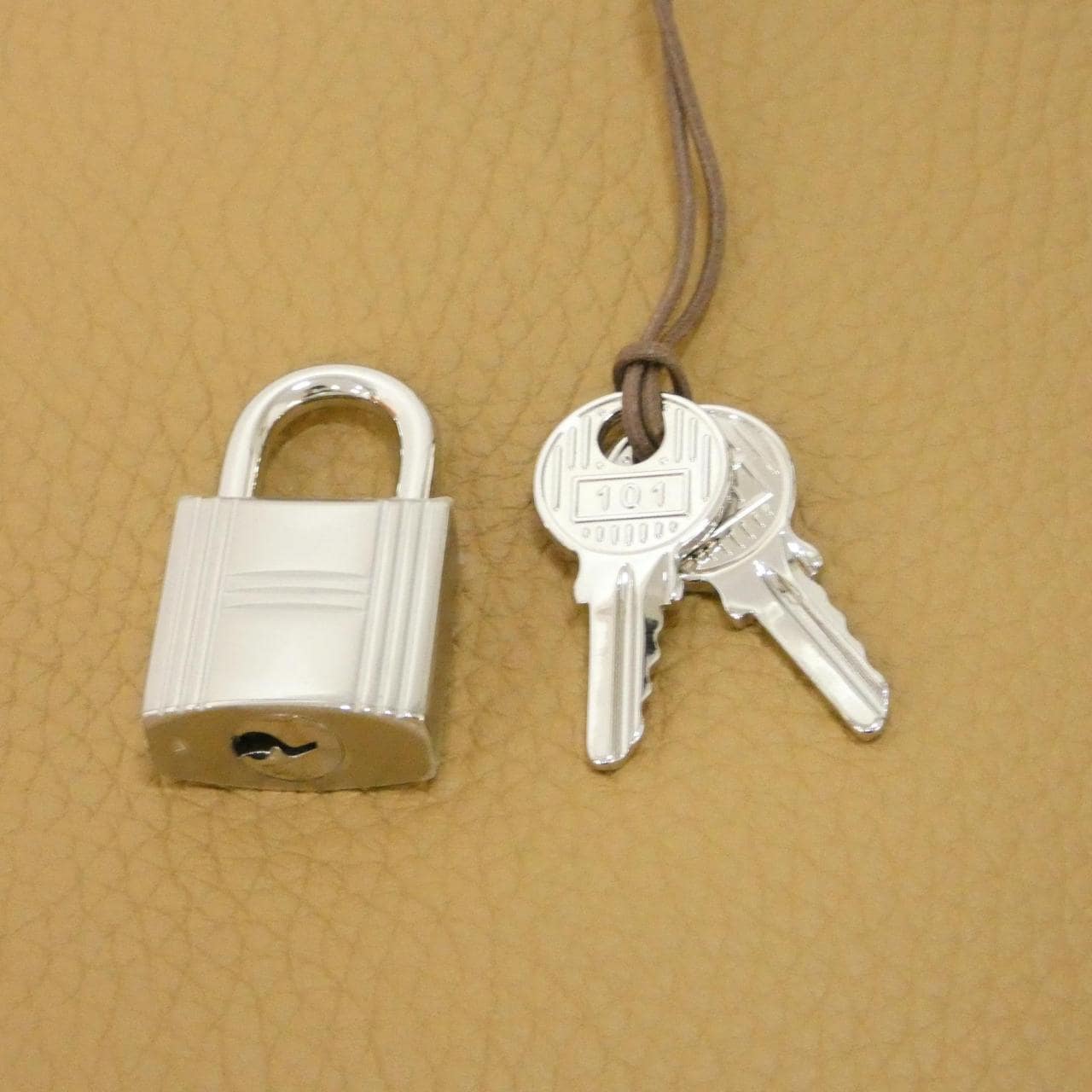 【未使用品】エルメス ピコタン ロック PM 056289CK バッグ