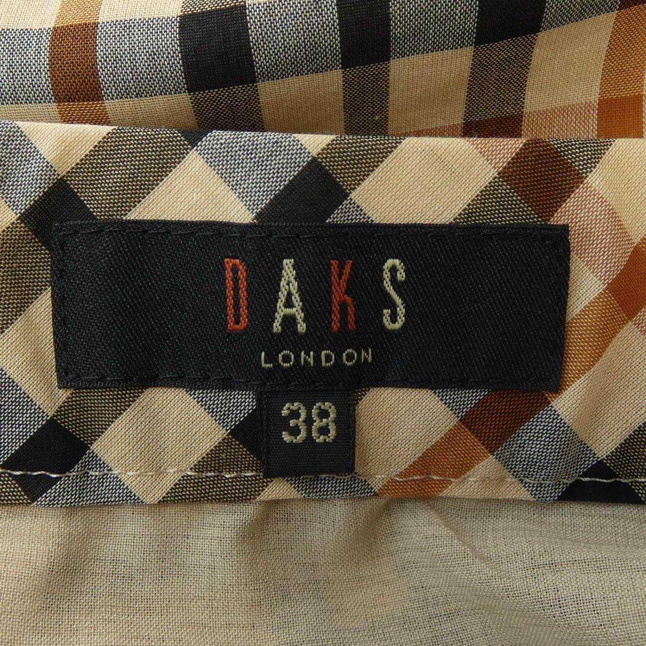 DAKS裙子