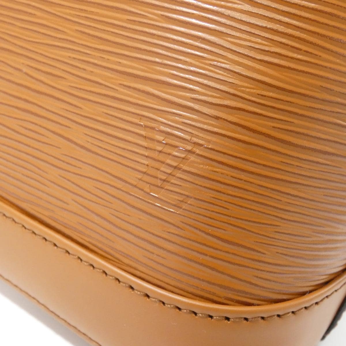 【未使用品】ルイヴィトン　エピ　アルマＢＢ　Ｍ２５５３８　バッグ