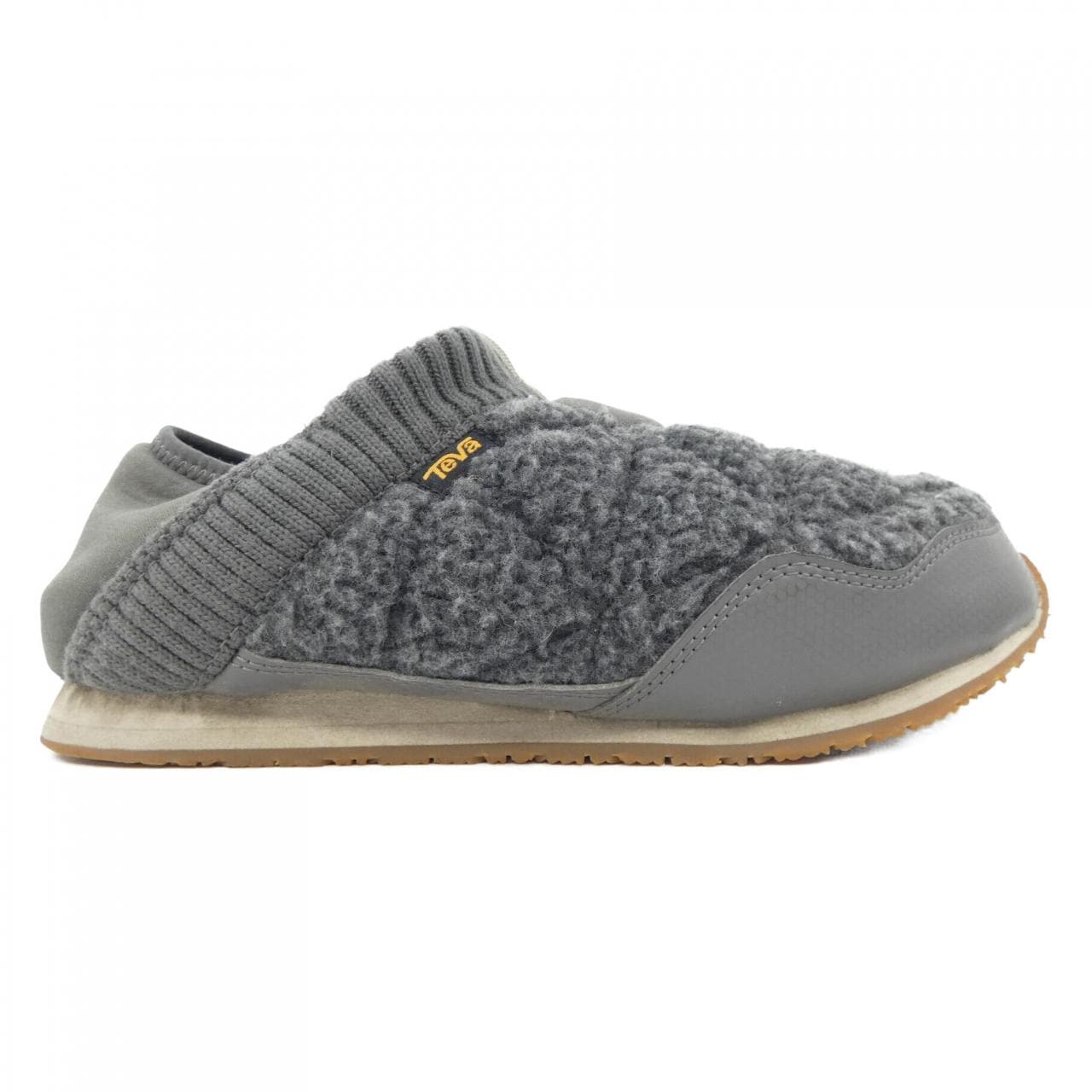 テバ TEVA スニーカー