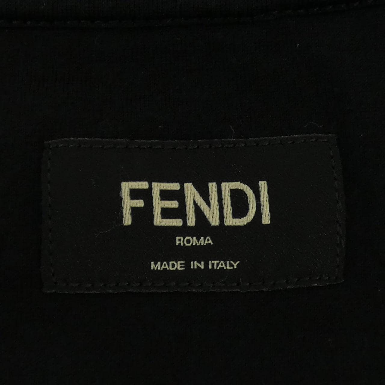 フェンディ FENDI FY0894 AH13 Tシャツ