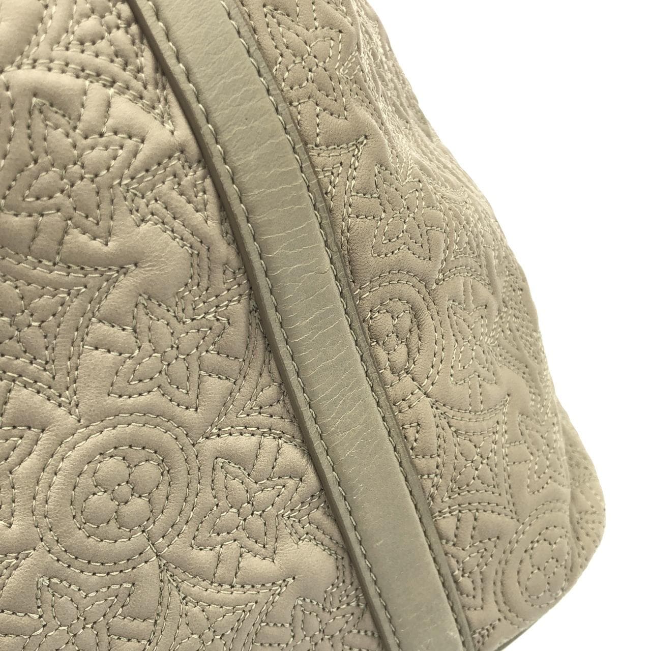 ルイヴィトン アンティア イクシア GM M97066 ショルダーバッグ