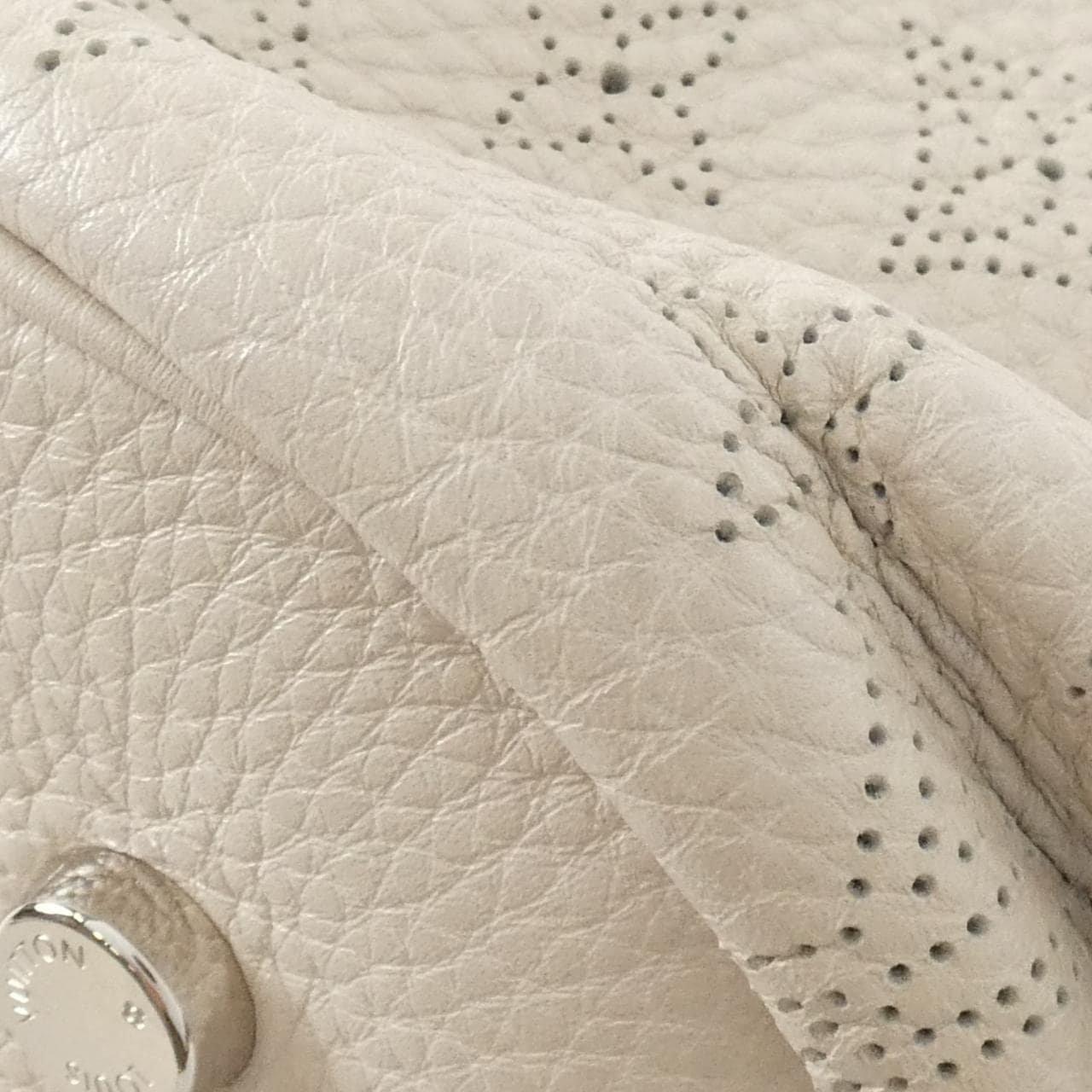 ルイヴィトン マヒナ ネオL M94280 ショルダーバッグ