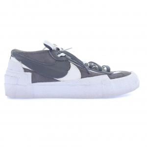 ナイキ NIKE SACAI/DD1877-002 スニーカー