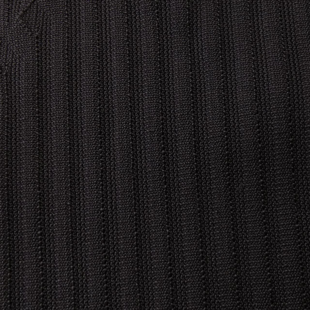 百褶PLEATS PLEASE上衣
