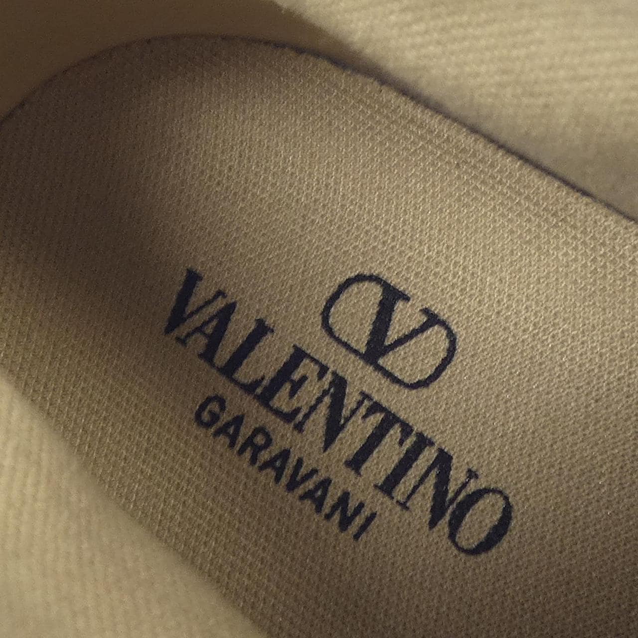 ヴァレンティノガラヴァーニ VALENTINO GARAVANI 2Y0S0H01 スニーカー