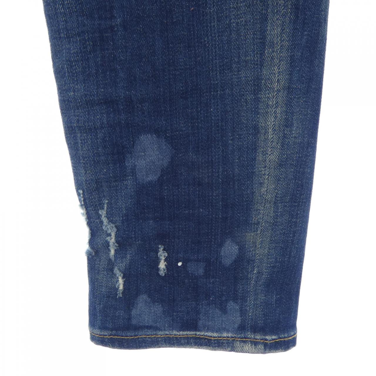 ディースクエアード DSQUARED2 S71LB0107 ジーンズ