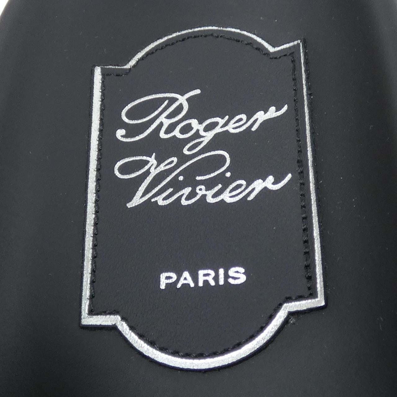 ロジェヴィヴィエ ROGER VIVIER サンダル