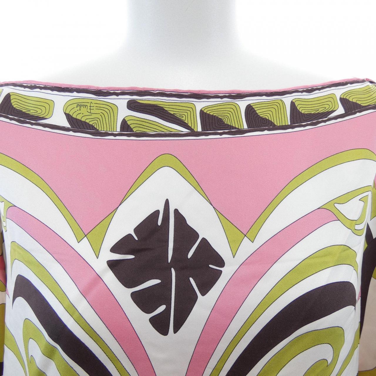 エミリオプッチ EMILIO PUCCI 2HWL97 ポンチョ