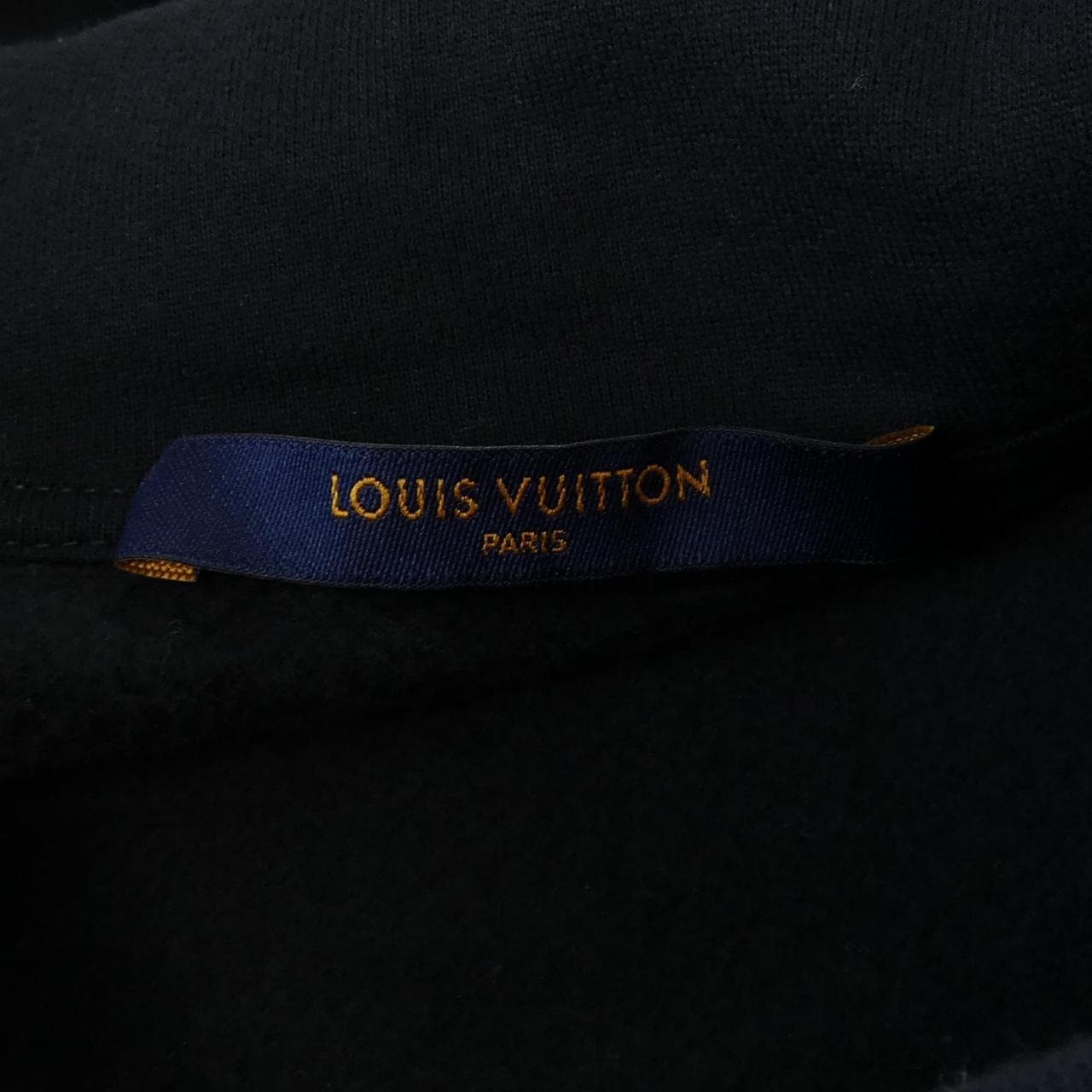 ルイヴィトン LOUIS VUITTON リフレクティブスリーブ HGY04WFMC パーカー