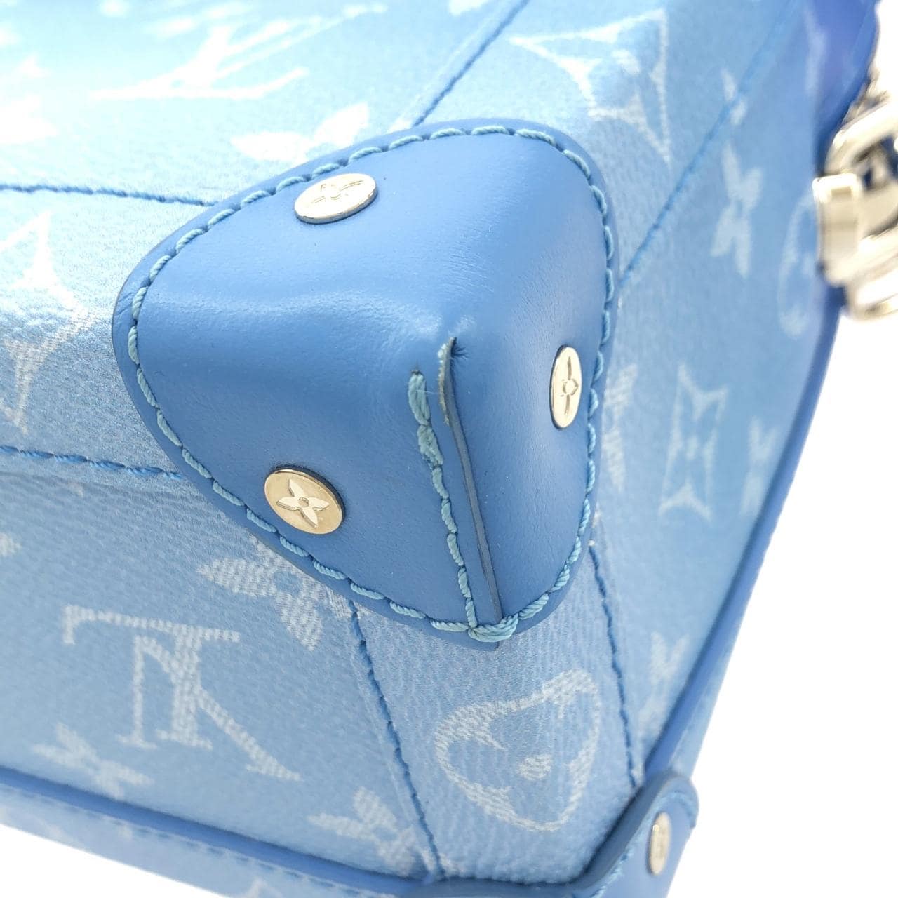 ルイヴィトン モノグラム クラウズ ソフトトランク M45430 ショルダーバッグ