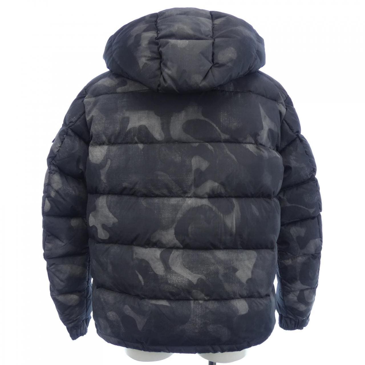 モンクレール MONCLER ダウンジャケット