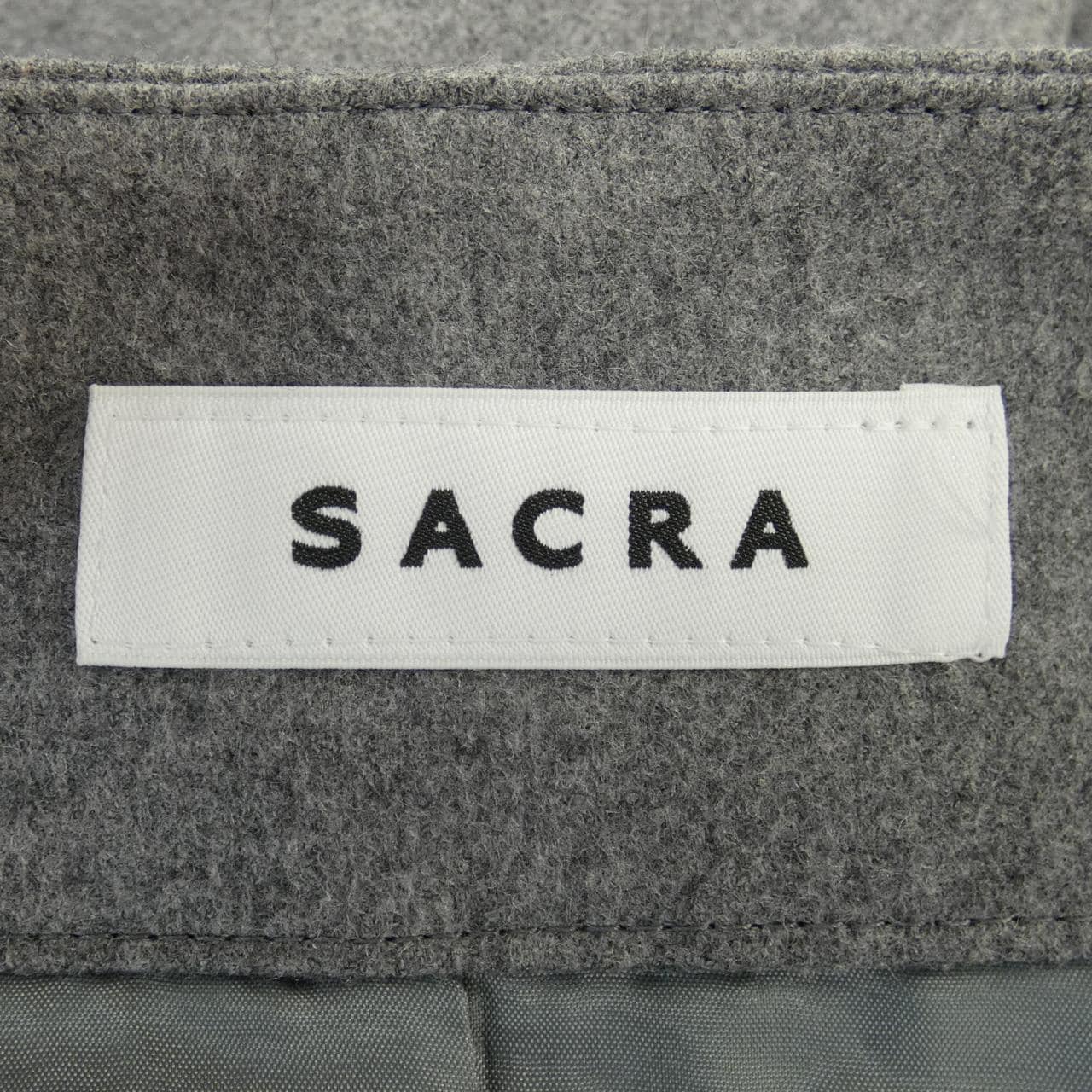 サクラ SACRA スカート