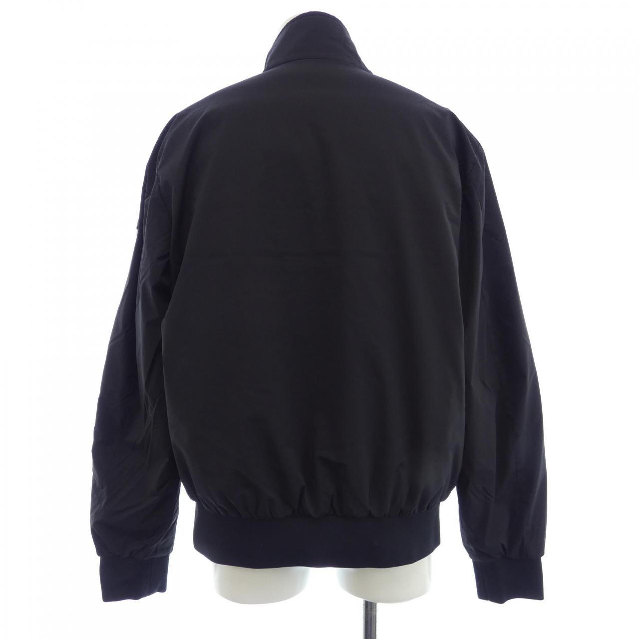 モンクレール MONCLER ダウンジャケット
