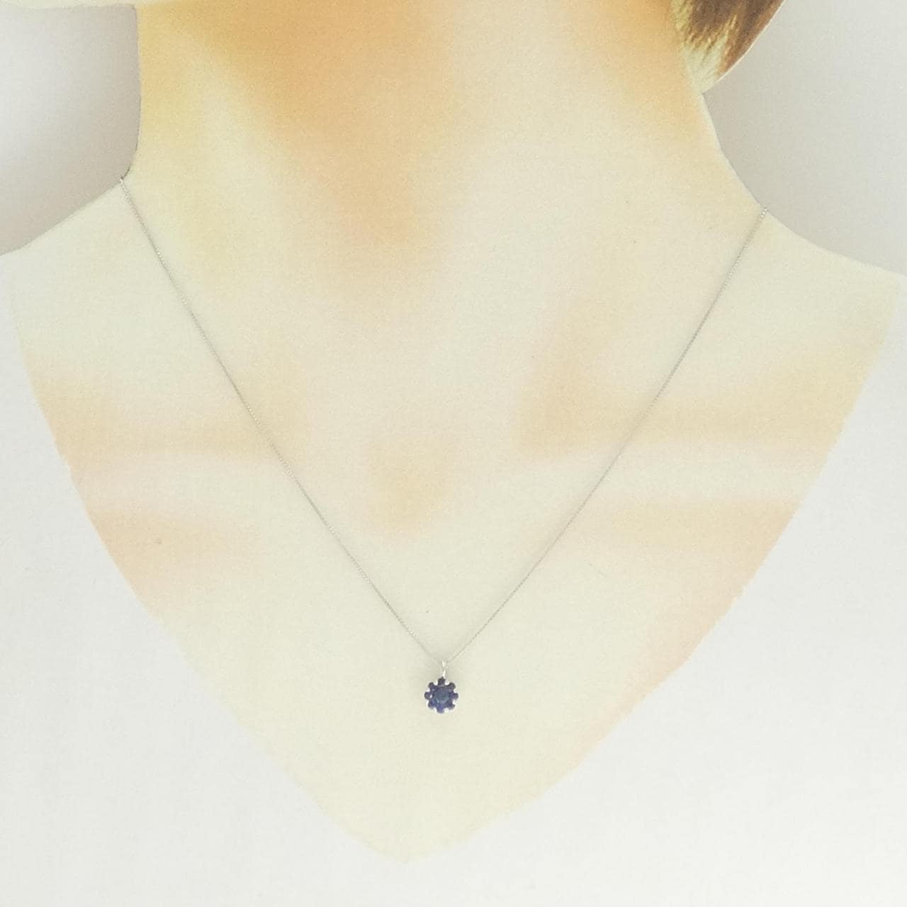 K18WG フラワー サファイヤ ネックレス 0.25CT