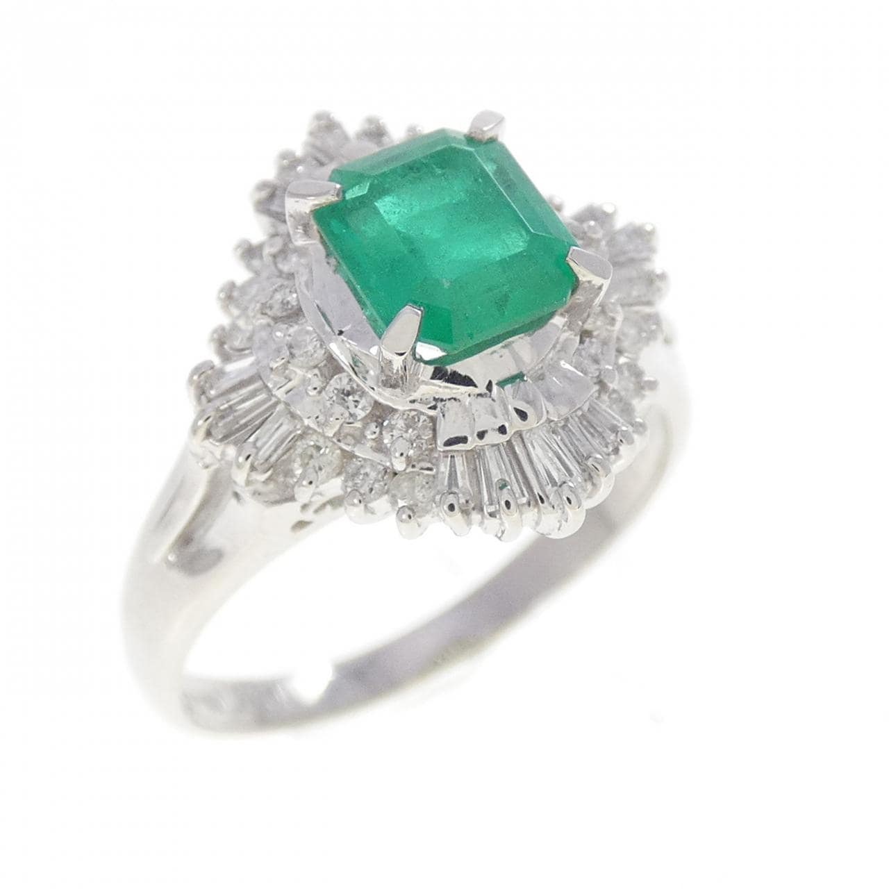PT900 エメラルド リング 0.851CT