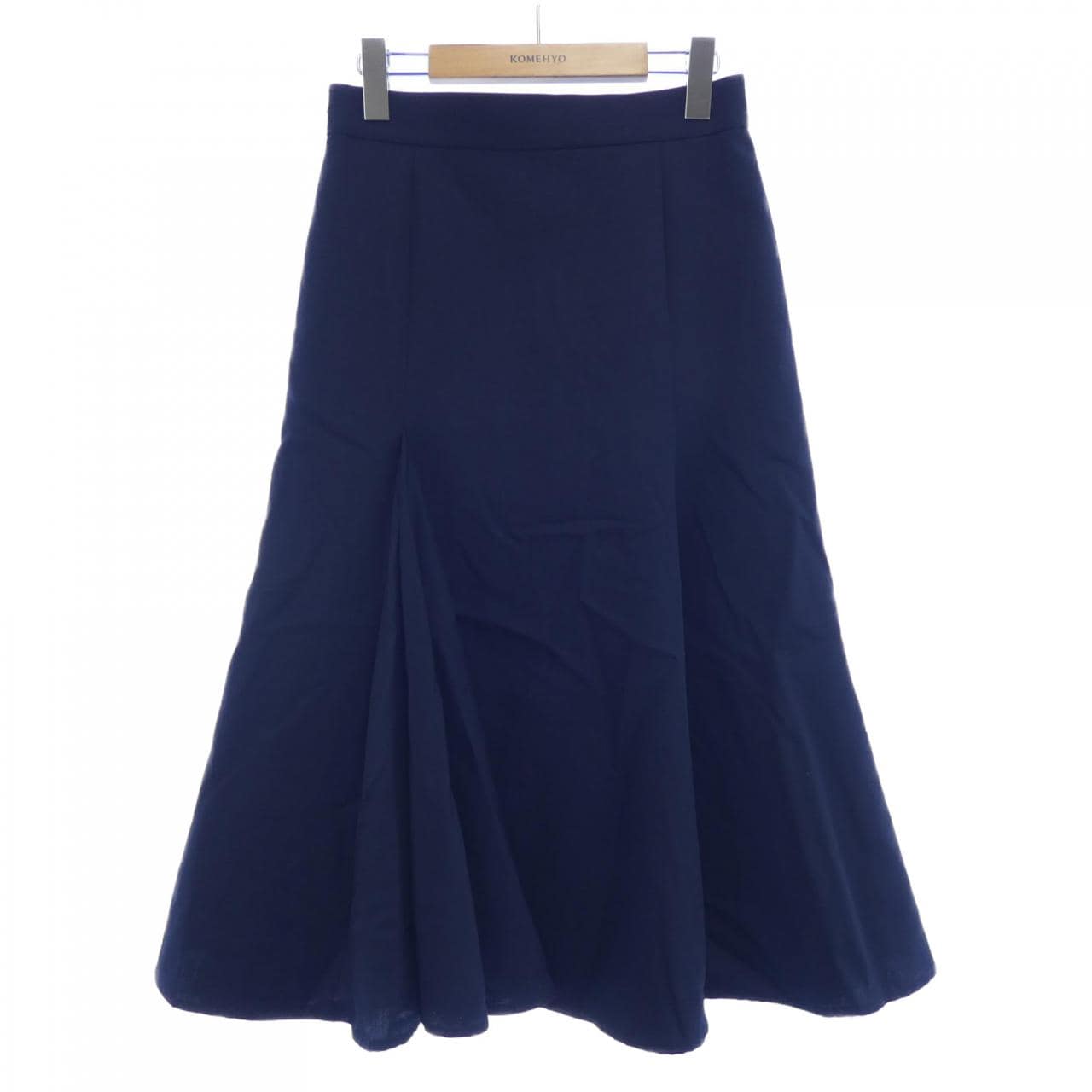 ベイジュ BEIGE. スカート