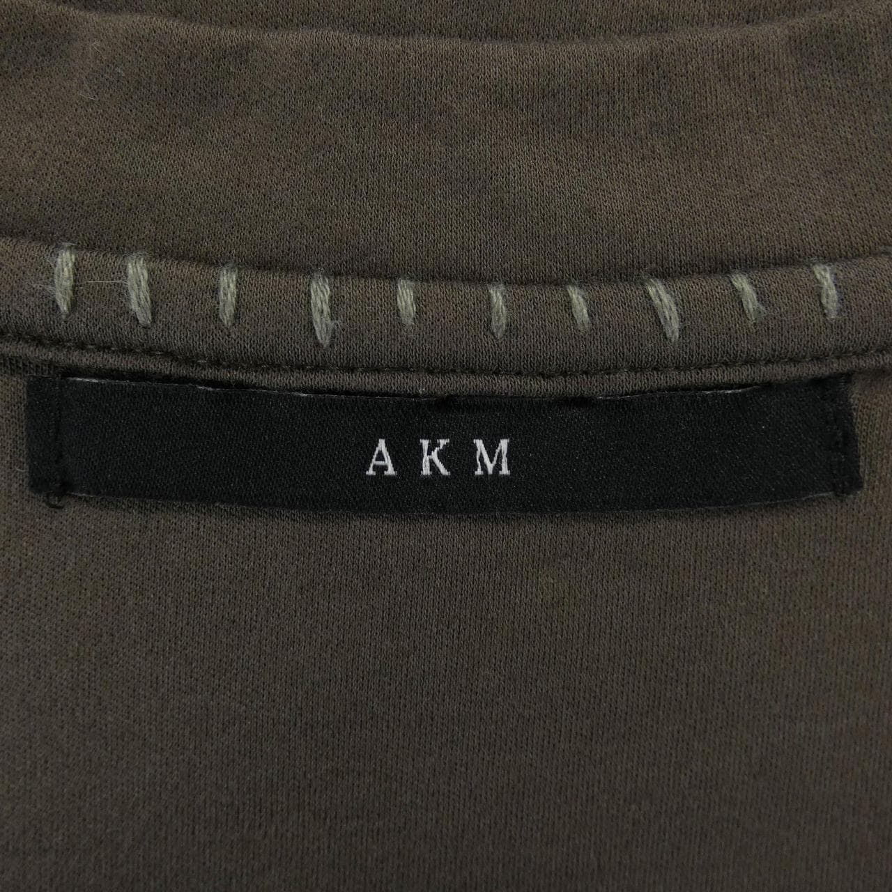 エイケイエム AKM T157 トップス