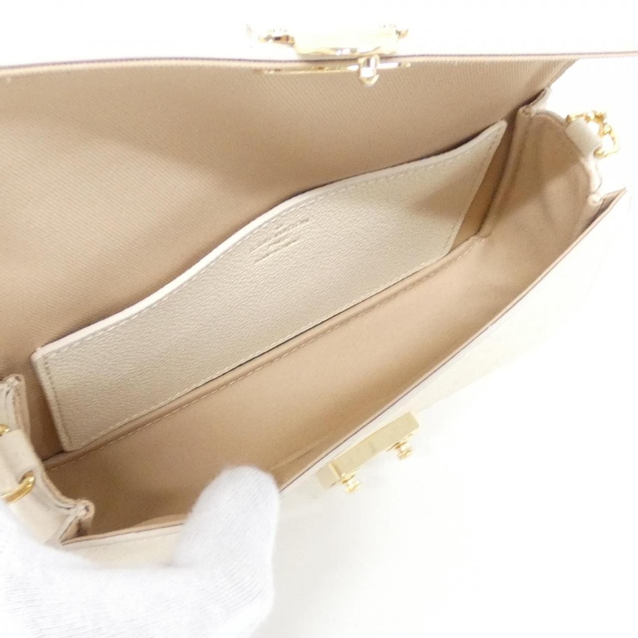 ルイヴィトン モノグラム アンプラント ウォレット オン チェーン メティス M82836 ショルダーバッグ