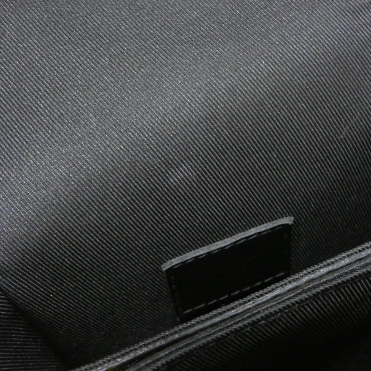 ルイヴィトン モノグラム マカサー Sロック ヴェルティカル ウエアラブル ウォレット M81522 ショルダーバッグ