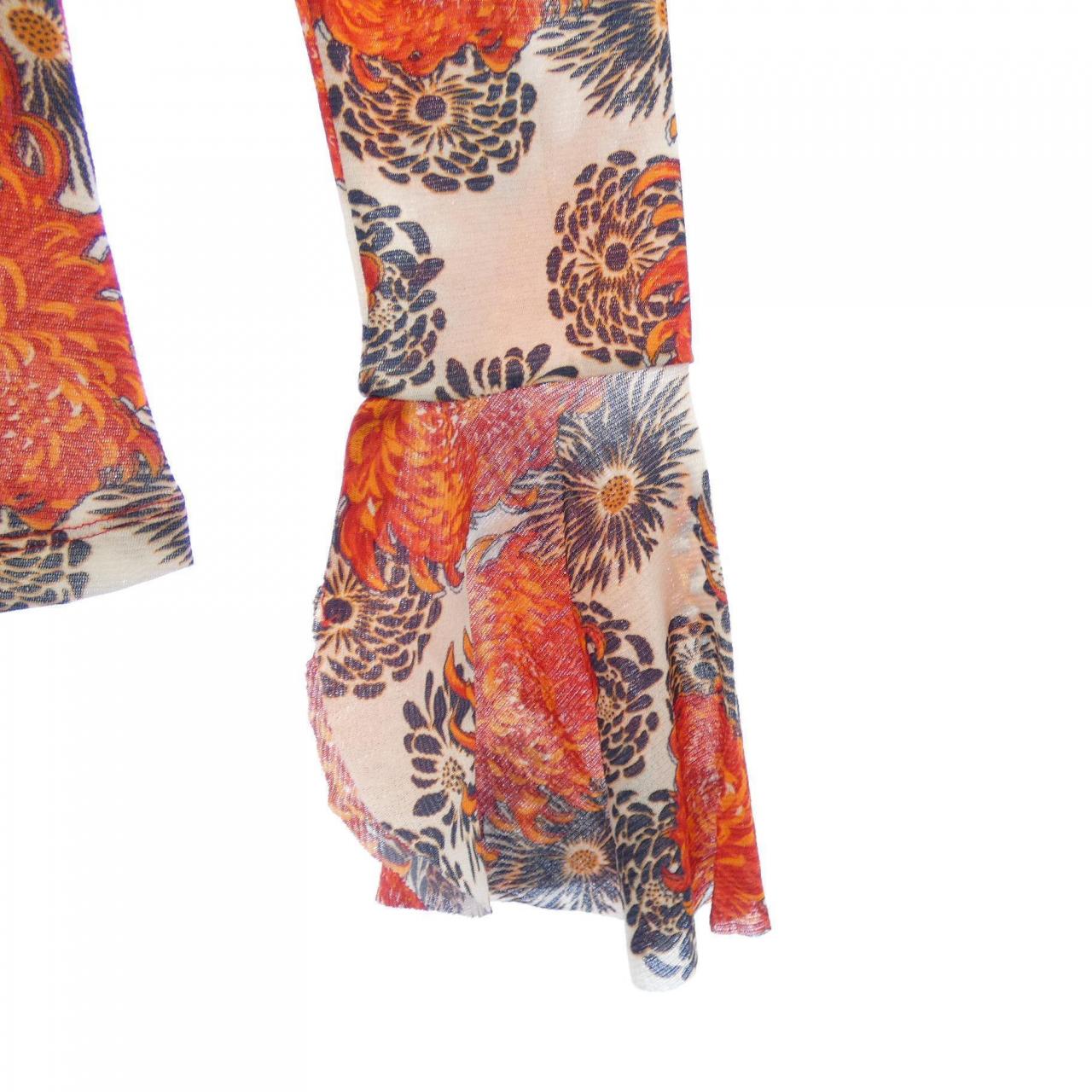 ヴィヴィアンタム VIVIENNE TAM トップス