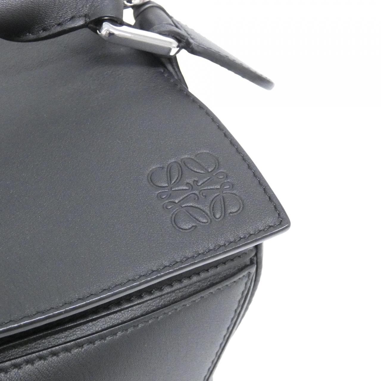 ロエベ パズル ミディアム 322 30 S20 バッグ