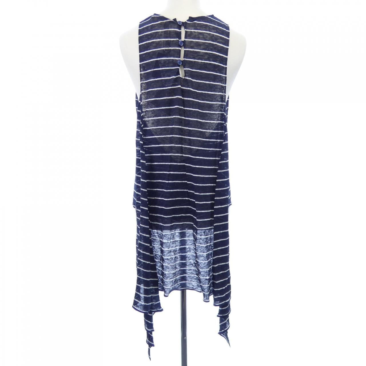 クルチアーニ Cruciani トップス