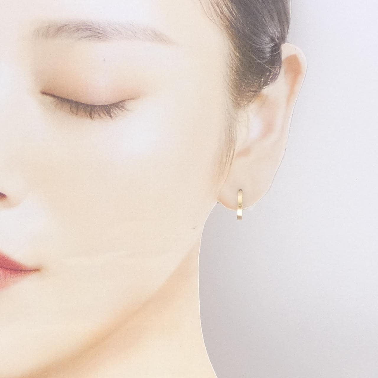 カルティエ ラブ ピアス 片耳