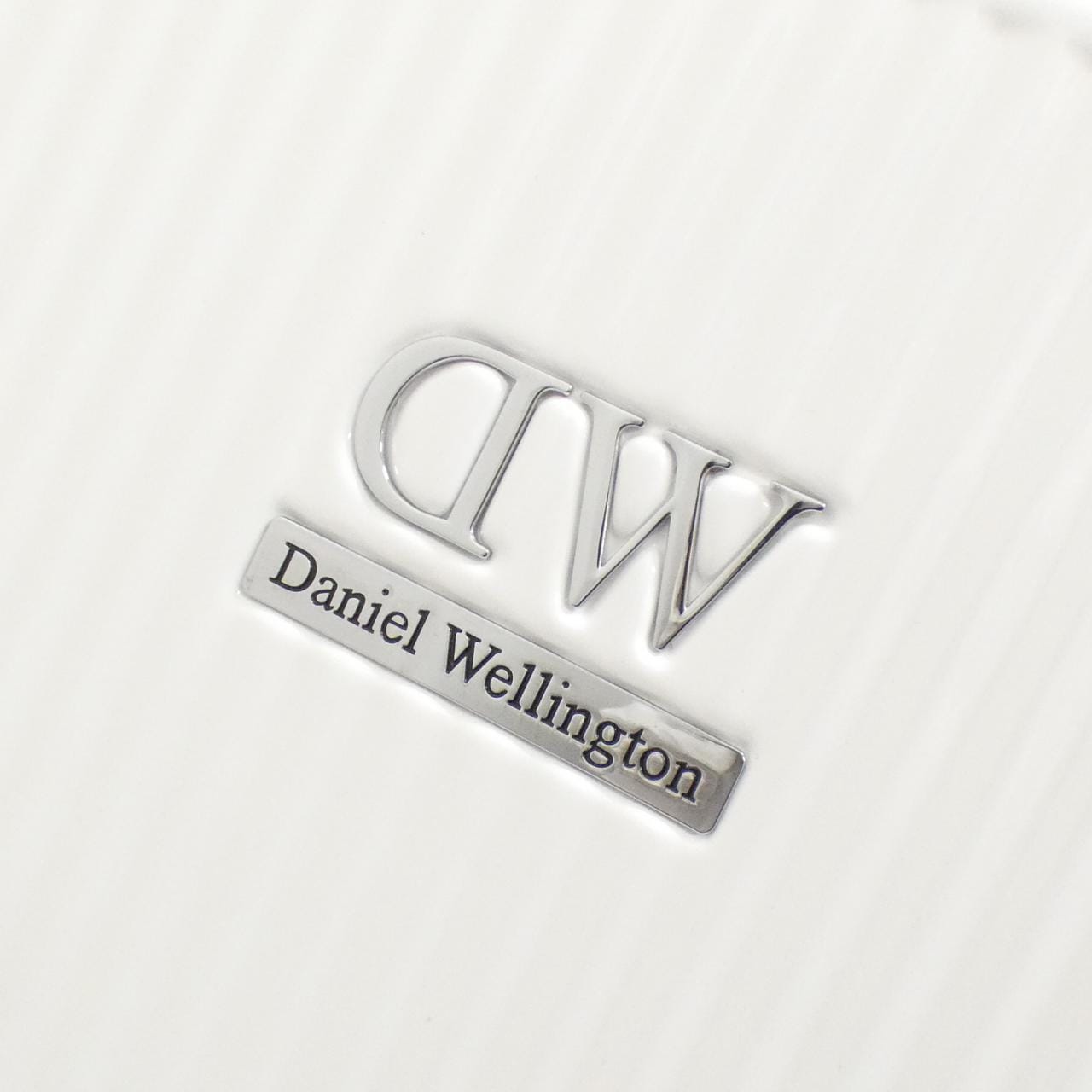 [BRAND NEW] Daniel Wellington DW02700003 Carry Bag