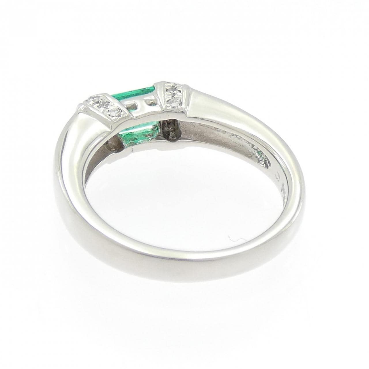 PT900 エメラルド リング 0.44CT