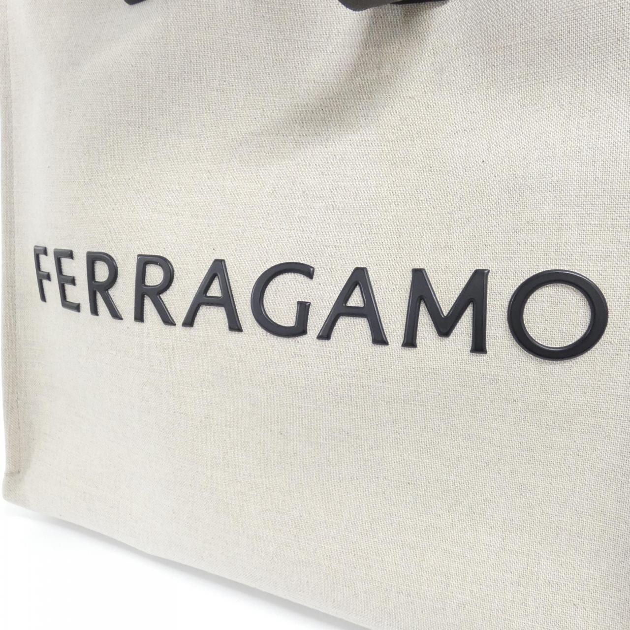 サルヴァトーレフェラガモ 24 1297 バッグ