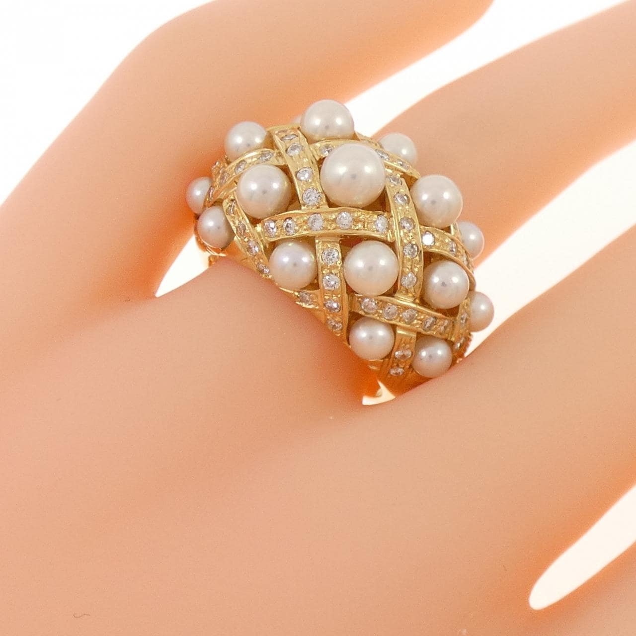 K18YG Akoya pearl ring