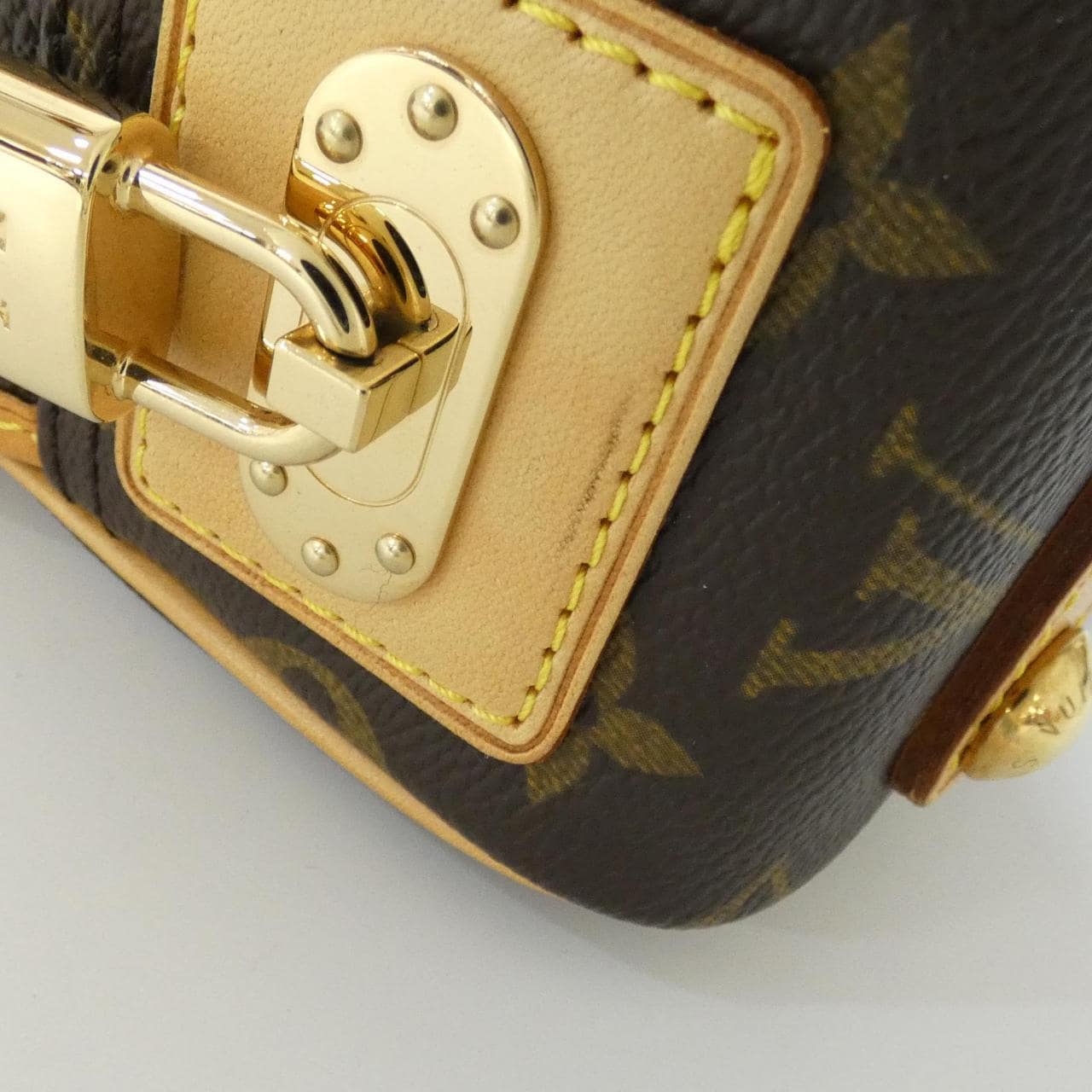 ルイヴィトン モノグラム ペルフォ ミニ トロカデロ M95177 ショルダーバッグ