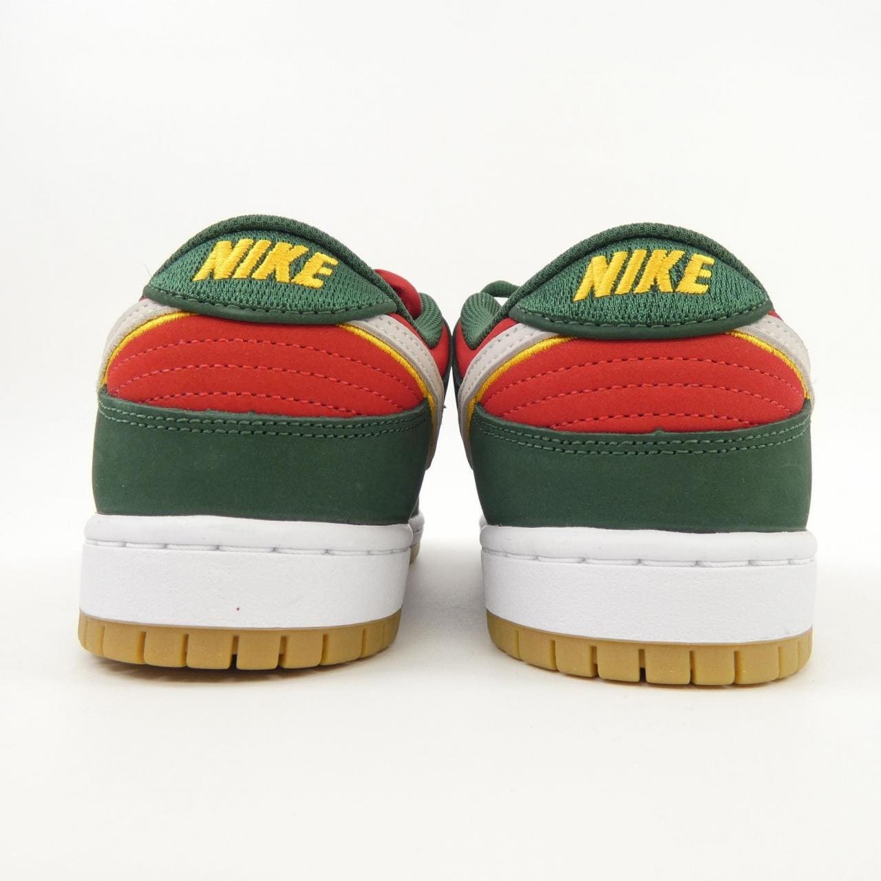 ナイキ NIKE スニーカー
